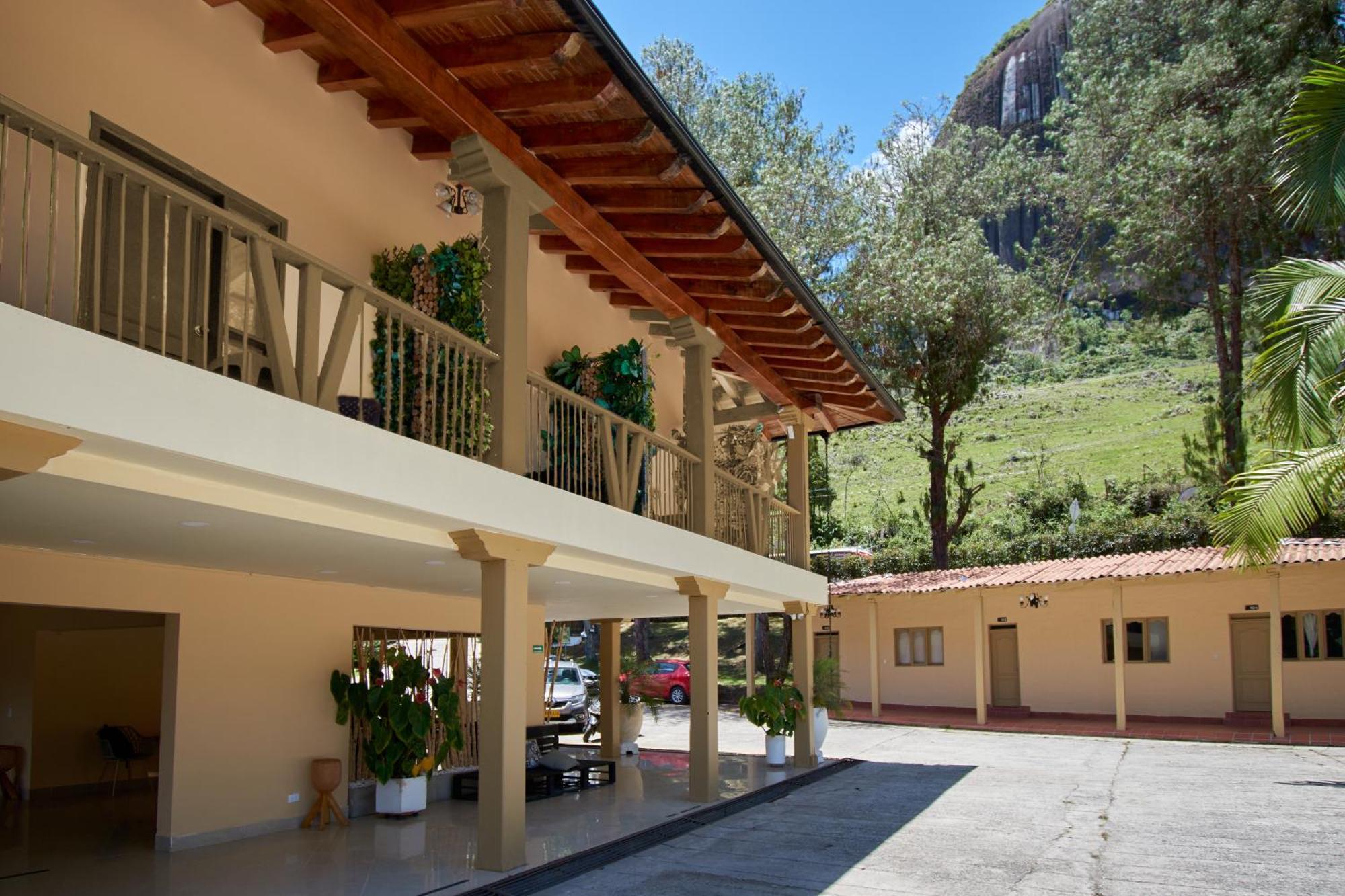 Hotel Mansión Guatapé Esterno foto