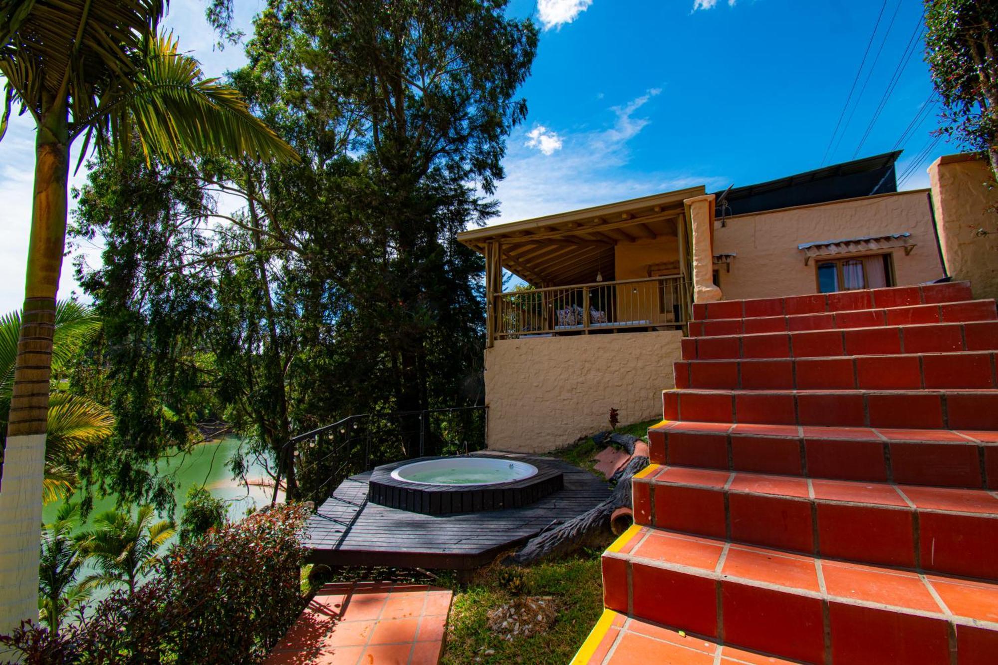 Hotel Mansión Guatapé Esterno foto